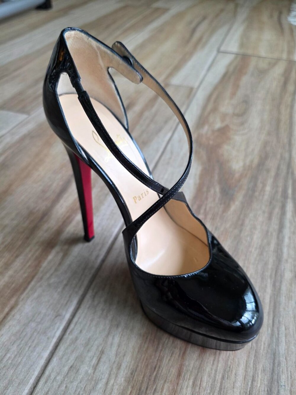 Christian Louboutin Borghese Black Patent Leather Platform Heels Eur. 38.5